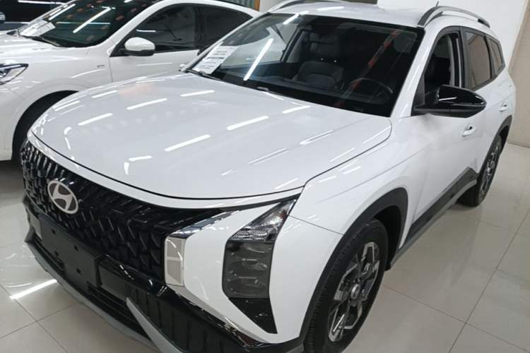 Used Hyundai ix35 2023 Musso 2.0L Deluxe Edition DLX Guazi used car, China used car export, Used car for sale, Used  cars, Cheapest cars for sale
