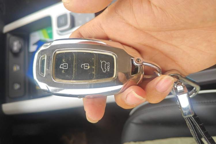 Used Hyundai ix35 2023 Musso 2.0L Deluxe Edition DLX Vehicle Key