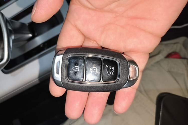 Used Hyundai ix35 2023 Musso 2.0L Prestige LUX Edition Vehicle Key