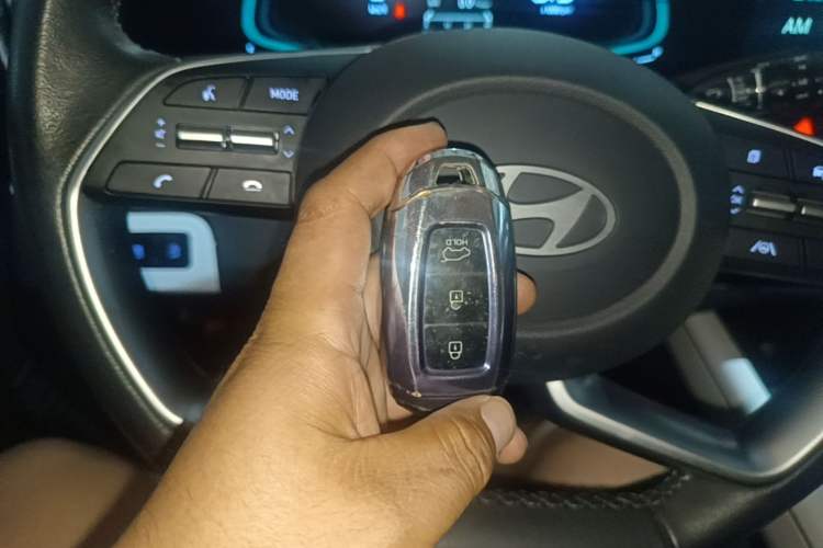 Used Hyundai ix35 2023 Musso 2.0L Deluxe Edition DLX Vehicle Key