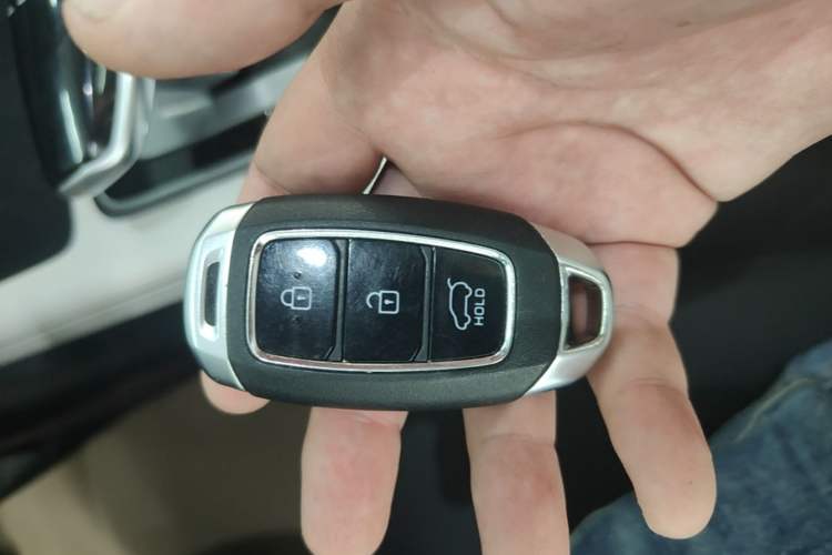 Used Hyundai ix35 2023 Musso 2.0L Deluxe Edition DLX Vehicle Key