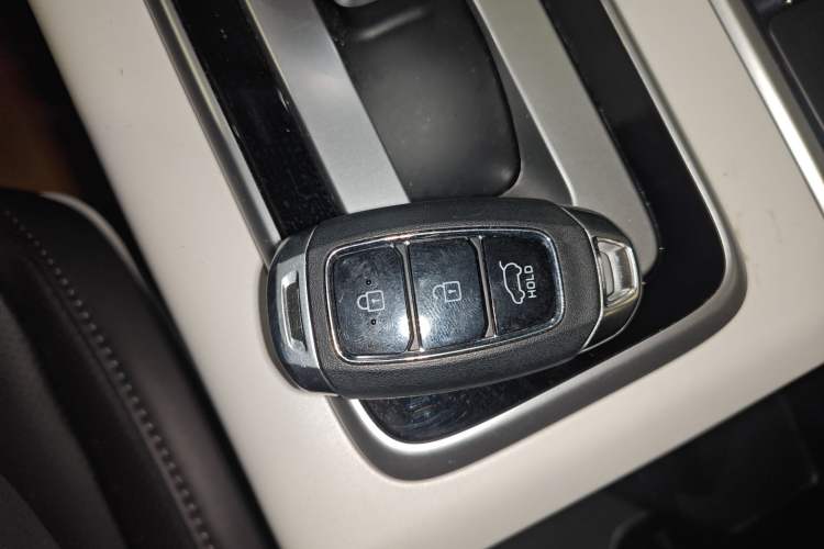 Used Hyundai ix35 2023 Musso 2.0L Deluxe Edition DLX Vehicle Key