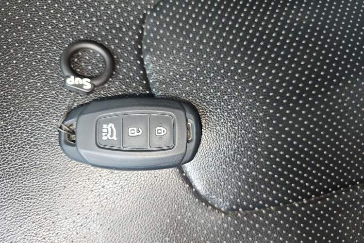 Used Hyundai ix35 2023 Musso 2.0L Deluxe Edition DLX Vehicle Key
