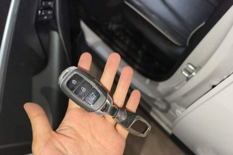Used Hyundai ix35 2023 Musso 2.0L Deluxe Edition DLX Vehicle Key