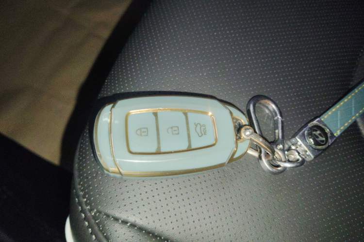 Used Hyundai ix35 2023 Musso 2.0L Deluxe Edition DLX Vehicle Key