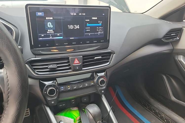 Used Hyundai Lafesta 2019 280TGDi Sport Edition China V Standard Audio And AC Panel