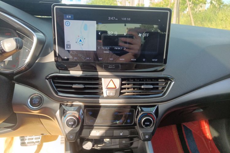Used Hyundai Lafesta 2019 280TGDi Smart Speed Version China VI Standard Audio And AC Panel