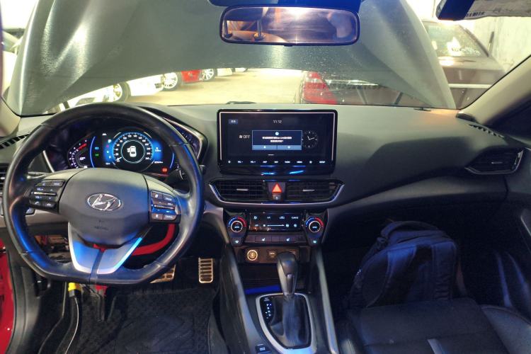 Used Hyundai Lafesta 2019 280TGDi Smart Edition China VI Standard Center Console