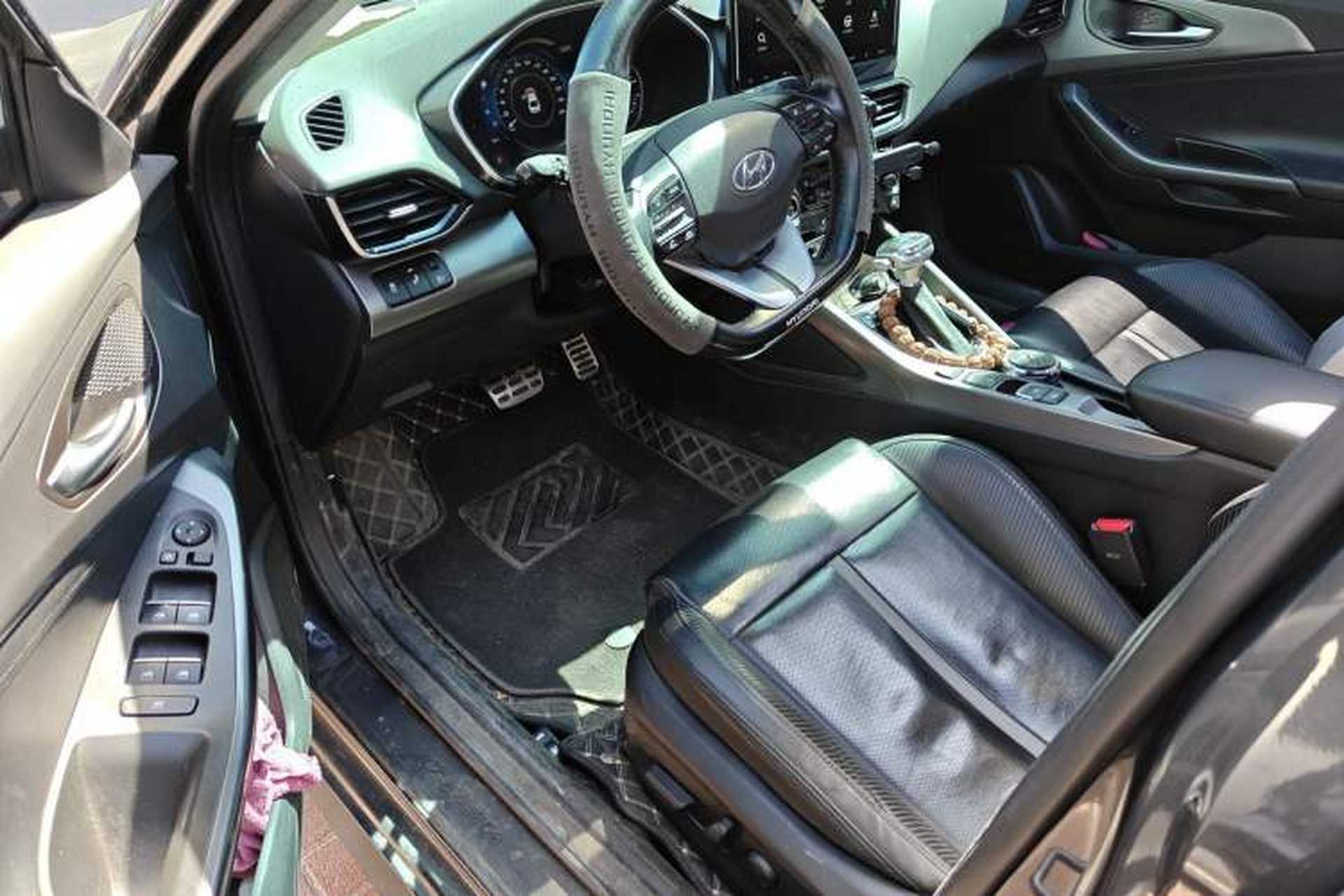 Used Hyundai Lafesta 2019 280TGDi Smart Speed Version China VI Standard Driver Seat