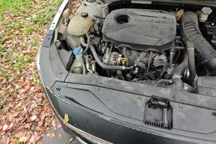 Used Hyundai Lafesta 2019 280TGDi Smart Speed Version China VI Standard Engine Bay Right