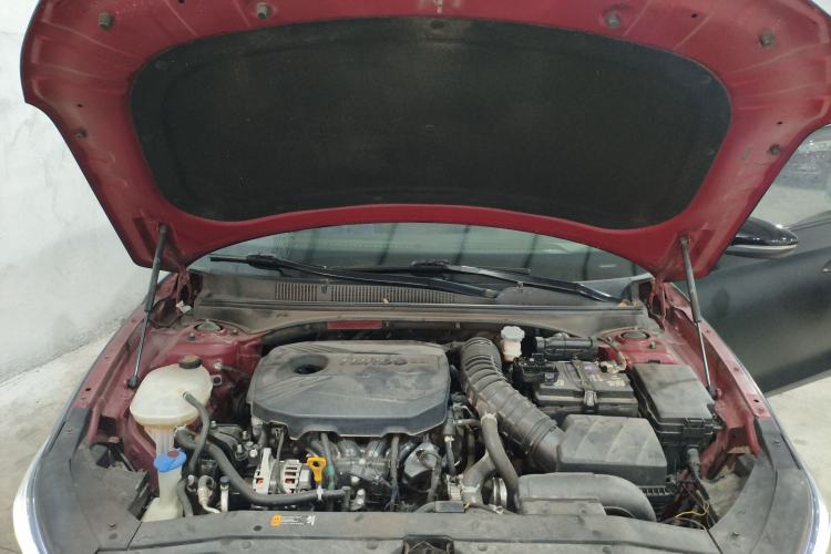 Used Hyundai Lafesta 2019 280TGDi Smart Edition China VI Standard Engine Bay
