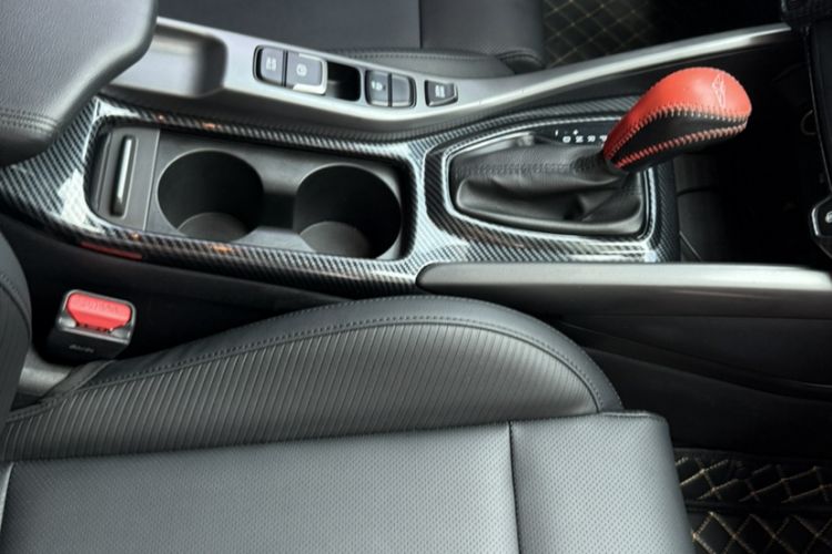 Used Hyundai Lafesta 2019 280TGDi Sport Edition China VI Gear Lever
