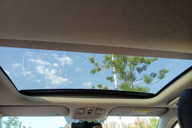 Used Hyundai Lafesta 2019 280TGDi Smart Speed Version China VI Standard Headliner