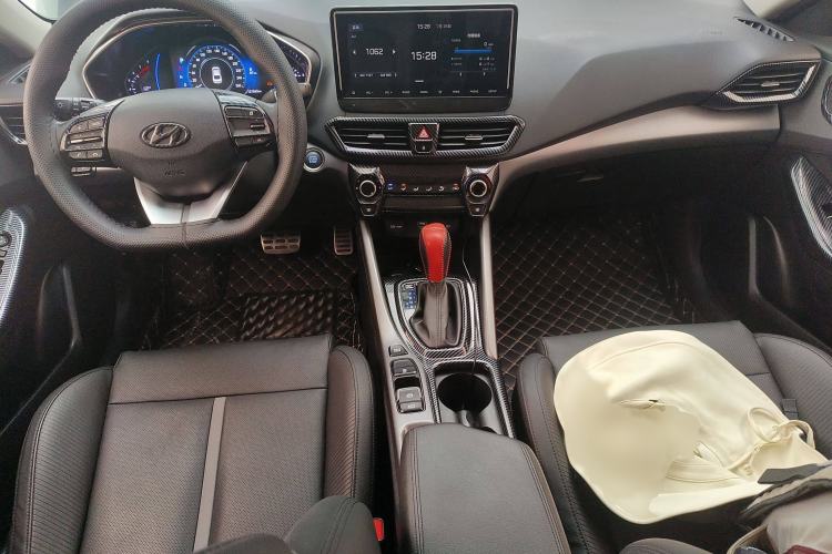 Used Hyundai Lafesta 2019 280TGDi Sport Edition China VI Interior 2