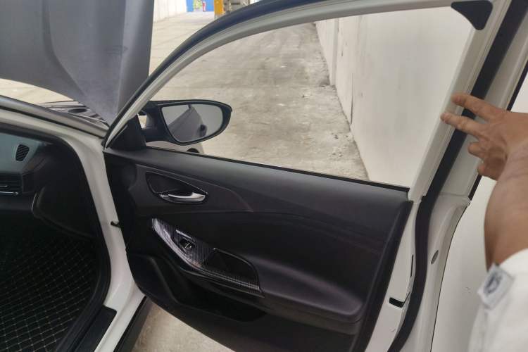 Used Hyundai Lafesta 2019 280TGDi Sport Edition China VI Interior 5