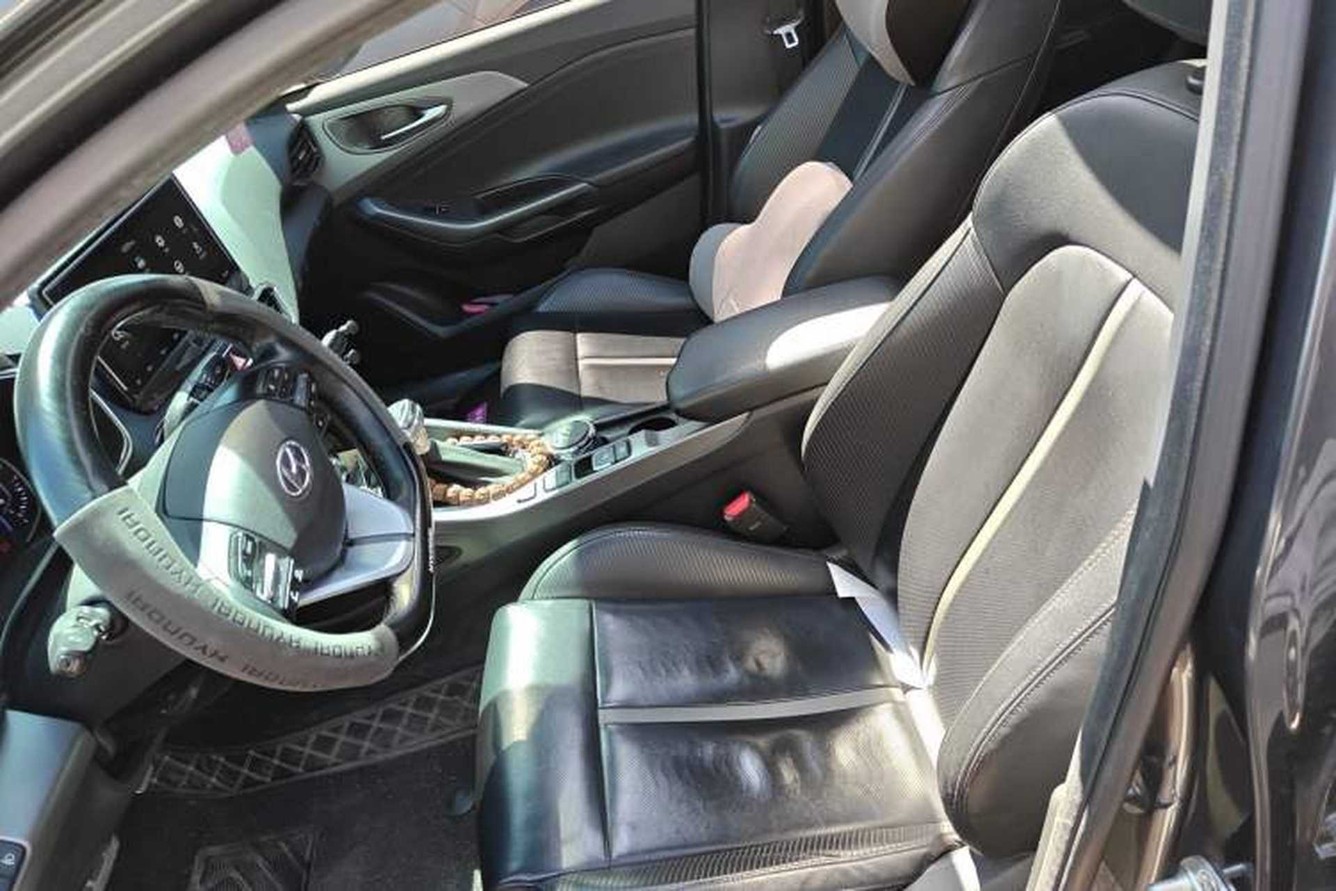 Used Hyundai Lafesta 2019 280TGDi Smart Speed Version China VI Standard Left Front Seat