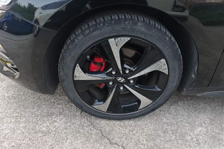 Used Hyundai Lafesta 2019 280TGDi Sport Edition China V Standard Left Front Wheel Hub
