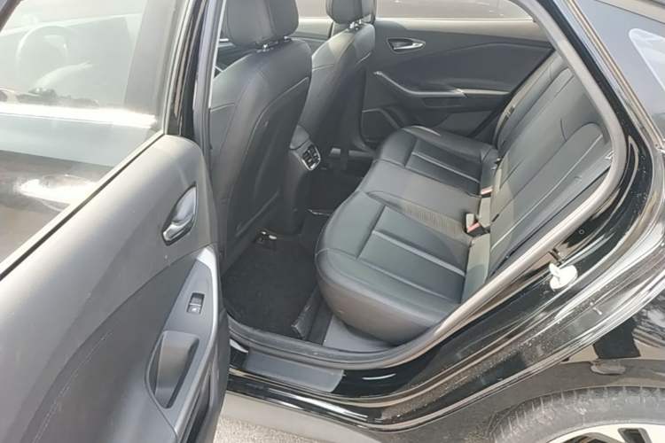 Used Hyundai Lafesta 2019 280TGDi Smart Edition China VI Standard Left Rear Seat