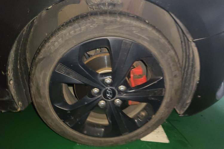 Used Hyundai Lafesta 2019 280TGDi Smart Speed Version China V Standard Right Front Wheel Hub