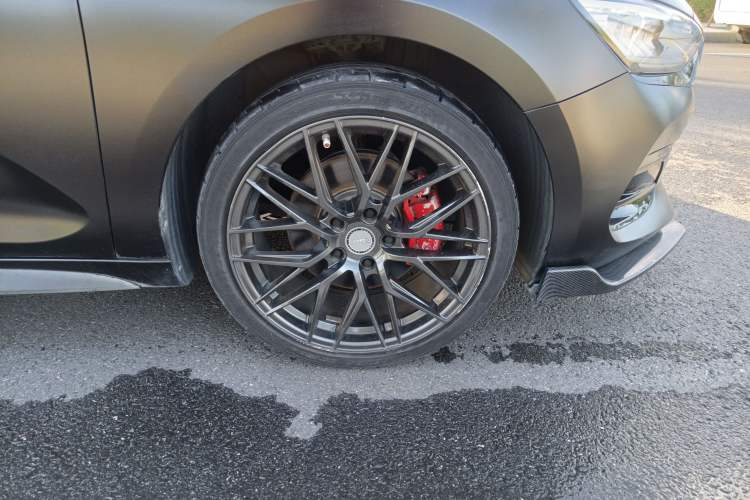 Used Hyundai Lafesta 2019 280TGDi Smart Speed Version China VI Standard Right Front Wheel Hub