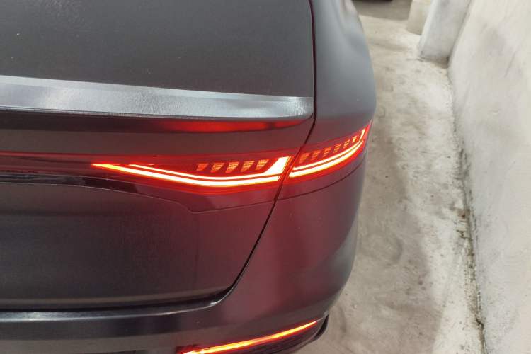 Used Hyundai Lafesta 2019 280TGDi Smart Edition China VI Standard Right Rear Taillight