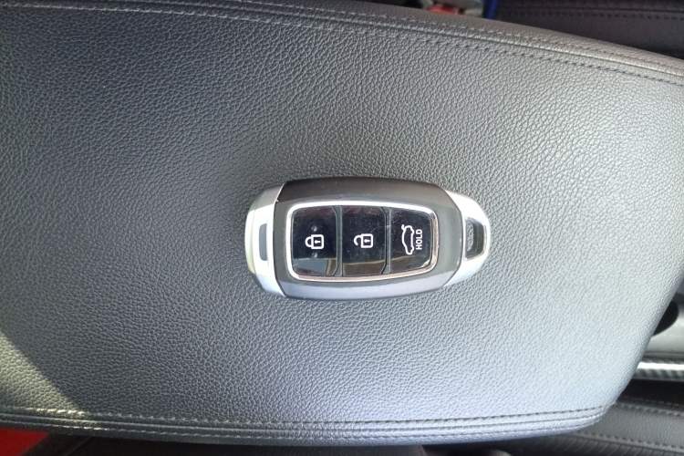 Used Hyundai Lafesta 2019 280TGDi Smart Speed Version China VI Standard Vehicle Key