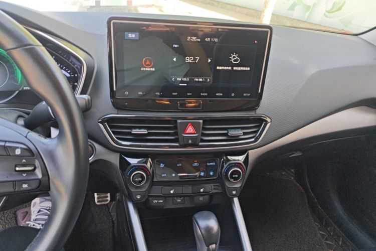 Used Hyundai Lafesta 2019 280TGDi Smart Speed Version China V Standard Audio And AC Panel