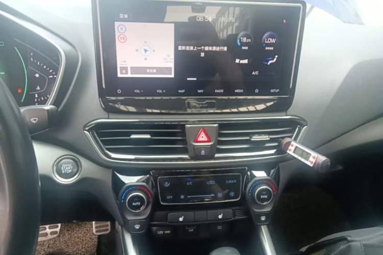 Used Hyundai Lafesta 2019 280TGDi Smart Speed Version China V Standard Audio And AC Panel