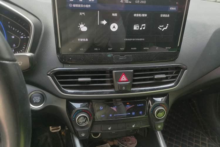 Used Hyundai Lafesta 2019 280TGDi Smart Speed Version China V Standard Audio And AC Panel