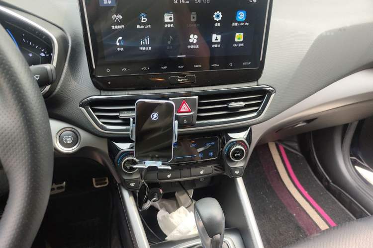 Used Hyundai Lafesta 2019 280TGDi Smart Speed Version China V Standard Audio And AC Panel