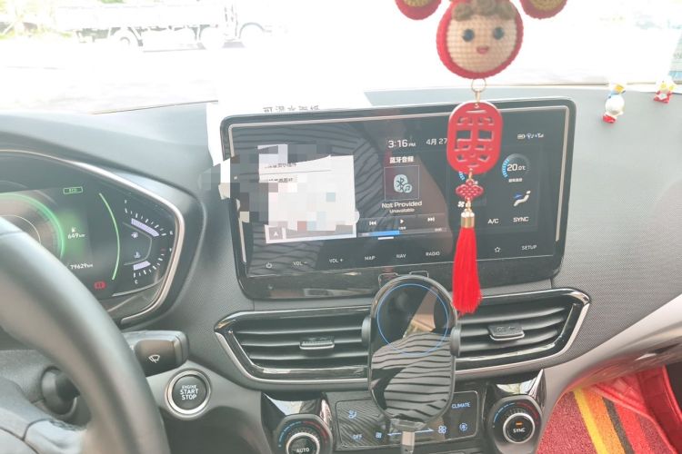 Used Hyundai Lafesta 2019 280TGDi Smart Speed Version China VI Standard Audio And AC Panel