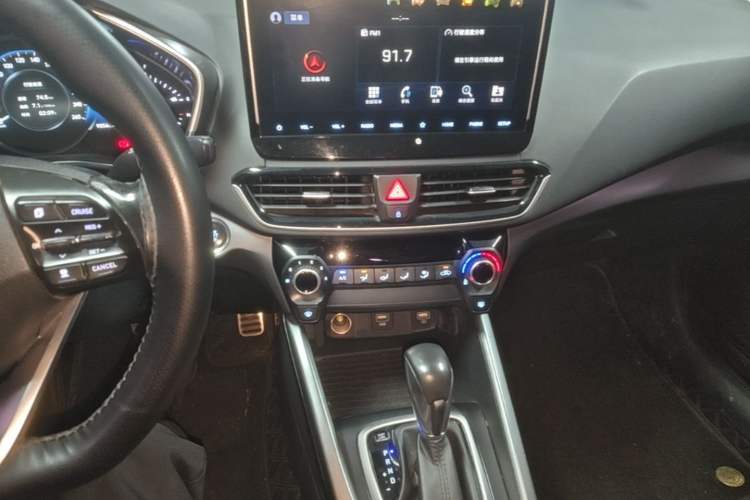 Used Hyundai Lafesta 2019 280TGDi Sport Edition China VI Audio And AC Panel