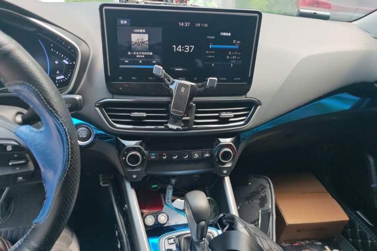 Used Hyundai Lafesta 2019 280TGDi Sport Edition China V Standard Audio And AC Panel