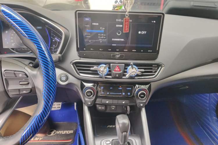 Used Hyundai Lafesta 2019 280TGDi Smart Speed Version China V Standard Audio And AC Panel