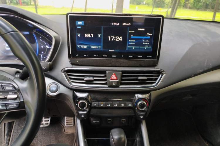Used Hyundai Lafesta 2019 280TGDi Sport Edition China VI Audio And AC Panel