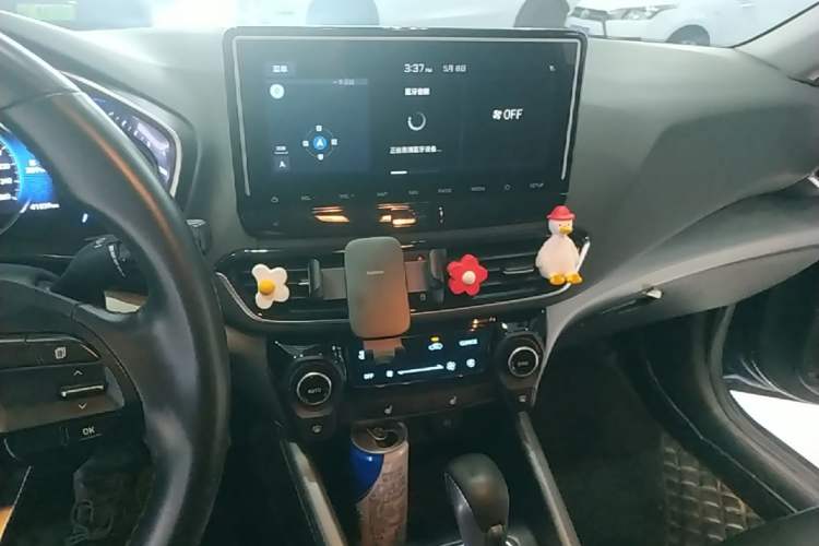 Used Hyundai Lafesta 2019 280TGDi Smart Speed Version China VI Standard Audio And AC Panel