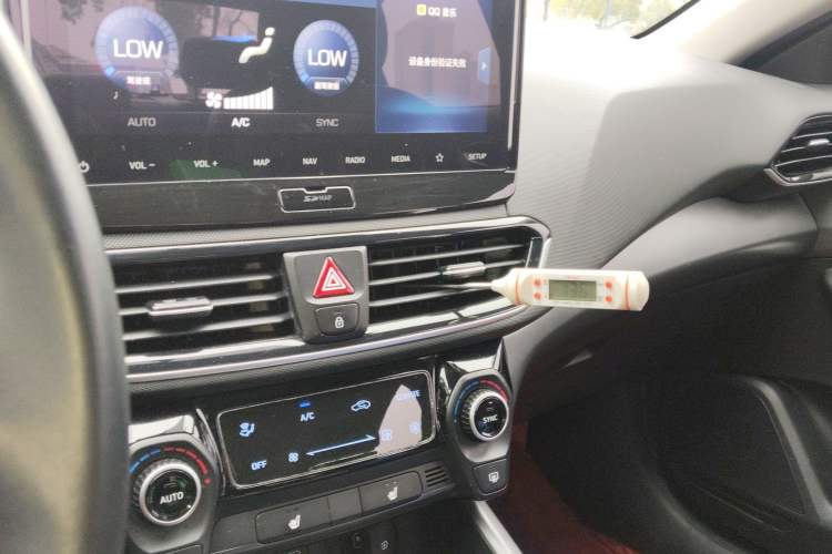 Used Hyundai Lafesta 2019 280TGDi Smart Speed Version China VI Standard Audio And AC Panel