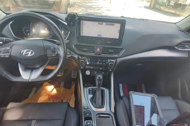 Used Hyundai Lafesta 2019 280TGDi Smart Speed Version China V Standard Audio And AC Panel