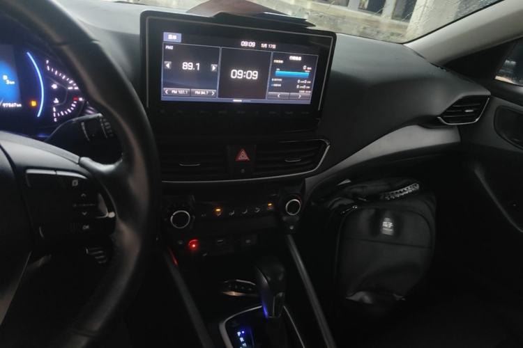 Used Hyundai Lafesta 2019 280TGDi Sport Edition China VI Center Console