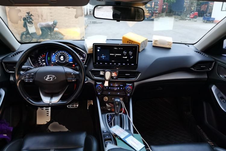 Used Hyundai Lafesta 2019 280TGDi Smart Speed Version China V Standard Center Console