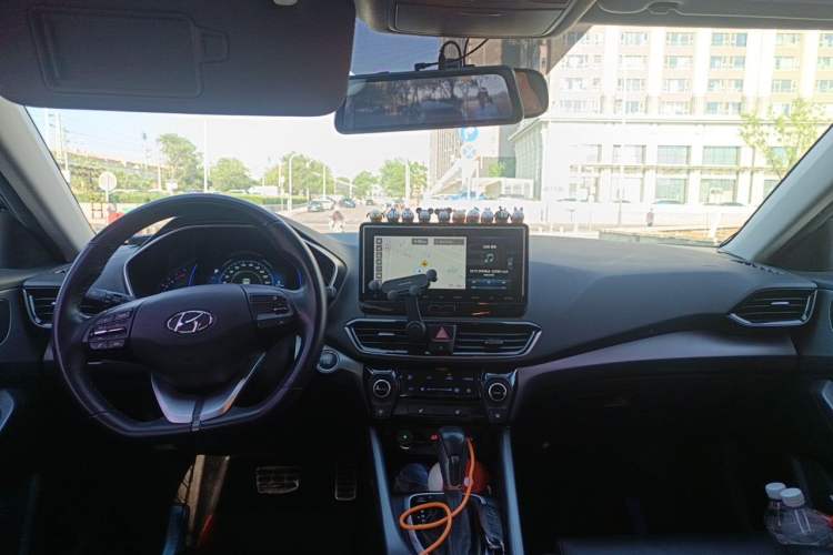 Used Hyundai Lafesta 2019 280TGDi Smart Speed Version China VI Standard Center Console