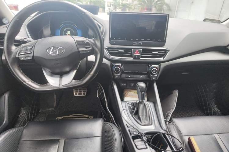 Used Hyundai Lafesta 2019 280TGDi Smart Edition China VI Standard Center Console
