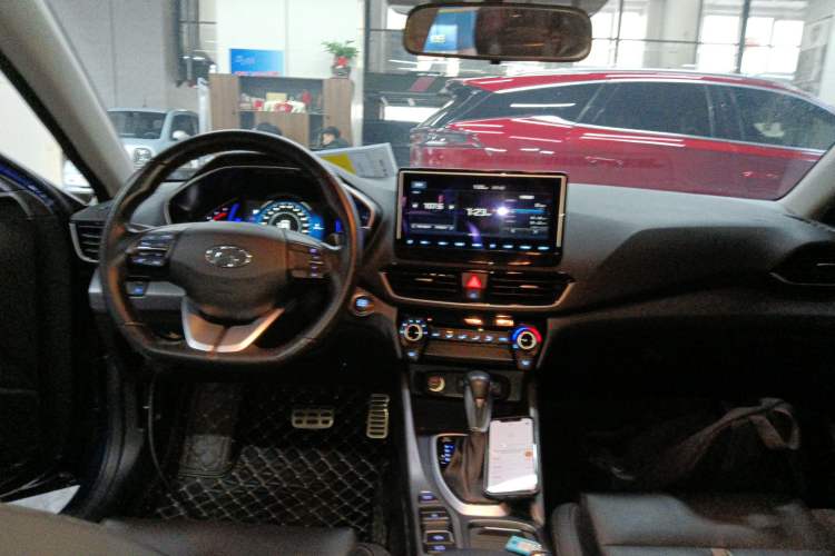 Used Hyundai Lafesta 2019 280TGDi Sport Edition China VI Center Console