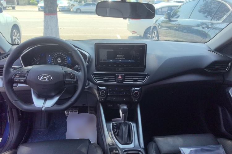 Used Hyundai Lafesta 2019 280TGDi Smart Speed Version China V Standard Center Console