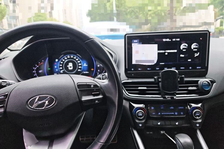 Used Hyundai Lafesta 2019 280TGDi Smart Speed Version China V Standard Center Console