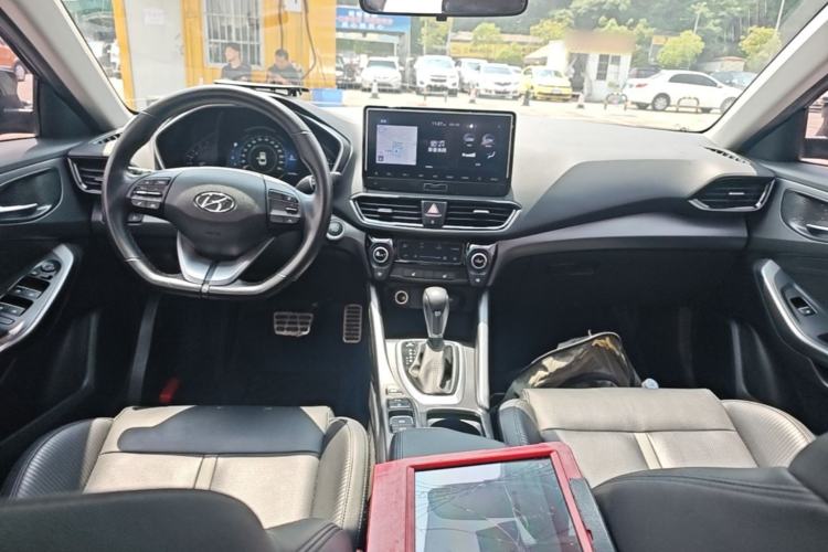 Used Hyundai Lafesta 2019 280TGDi Smart Edition China VI Standard Center Console