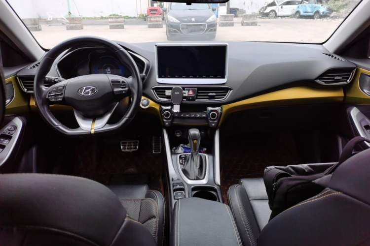 Used Hyundai Lafesta 2019 280TGDi Sport Edition China V Standard Center Console