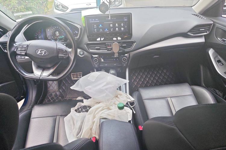 Used Hyundai Lafesta 2019 280TGDi Smart Edition China VI Standard Center Console