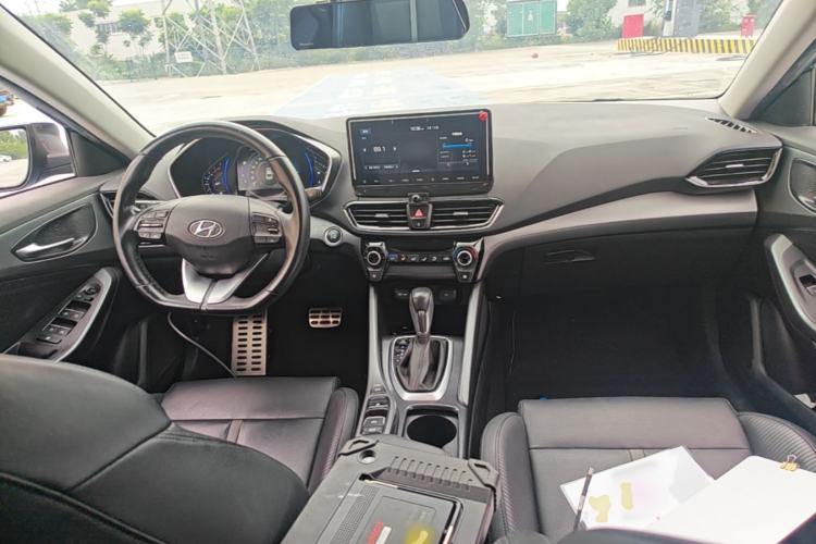 Used Hyundai Lafesta 2019 280TGDi Sport Edition China VI Center Console