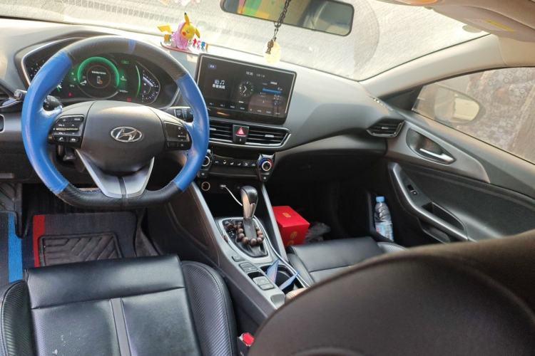 Used Hyundai Lafesta 2019 280TGDi Sport Edition China VI Center Console